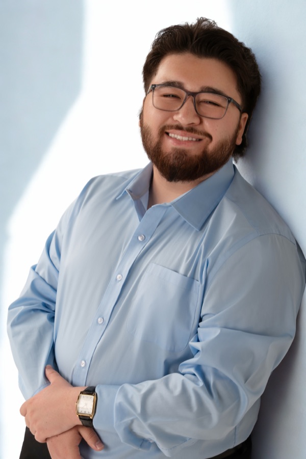 Thomas Greene, Analyst